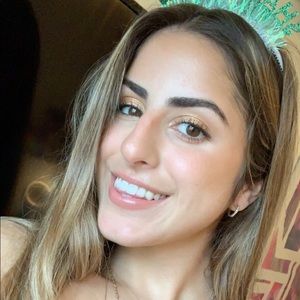 Meet your Posher, Ceci